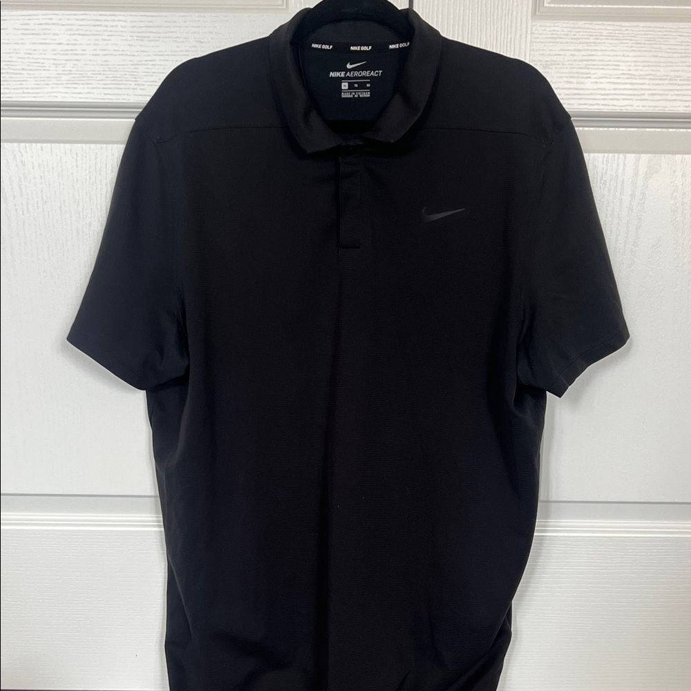 Nike Men’s Black Short-Sleeve Performance Polo